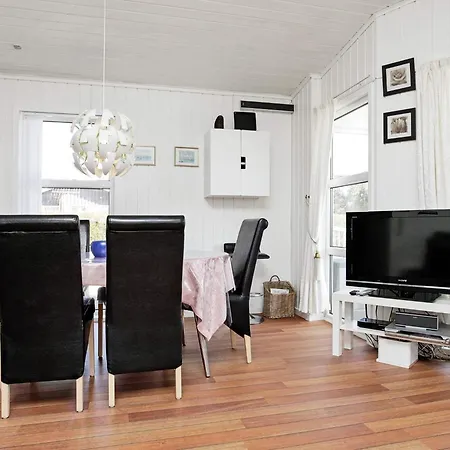 6 Person In Ulfborg Fjand Gårde