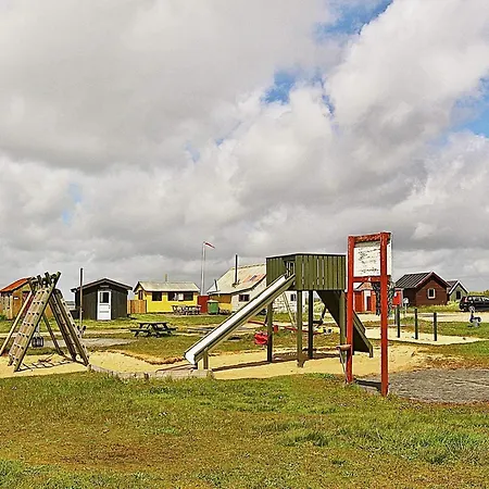 6 Person In Ulfborg *